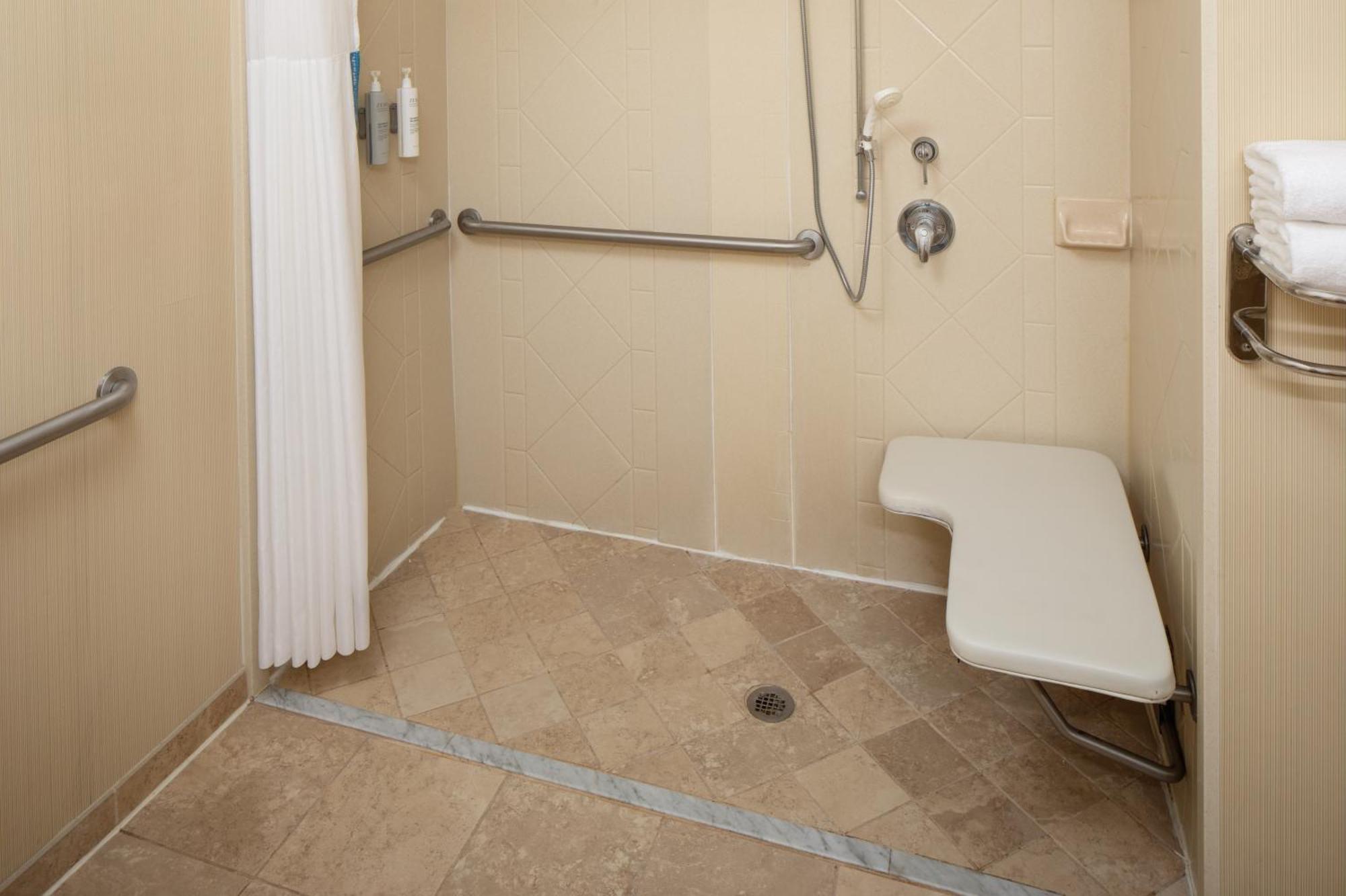 Hampton Inn & Suites Mystic Εξωτερικό φωτογραφία