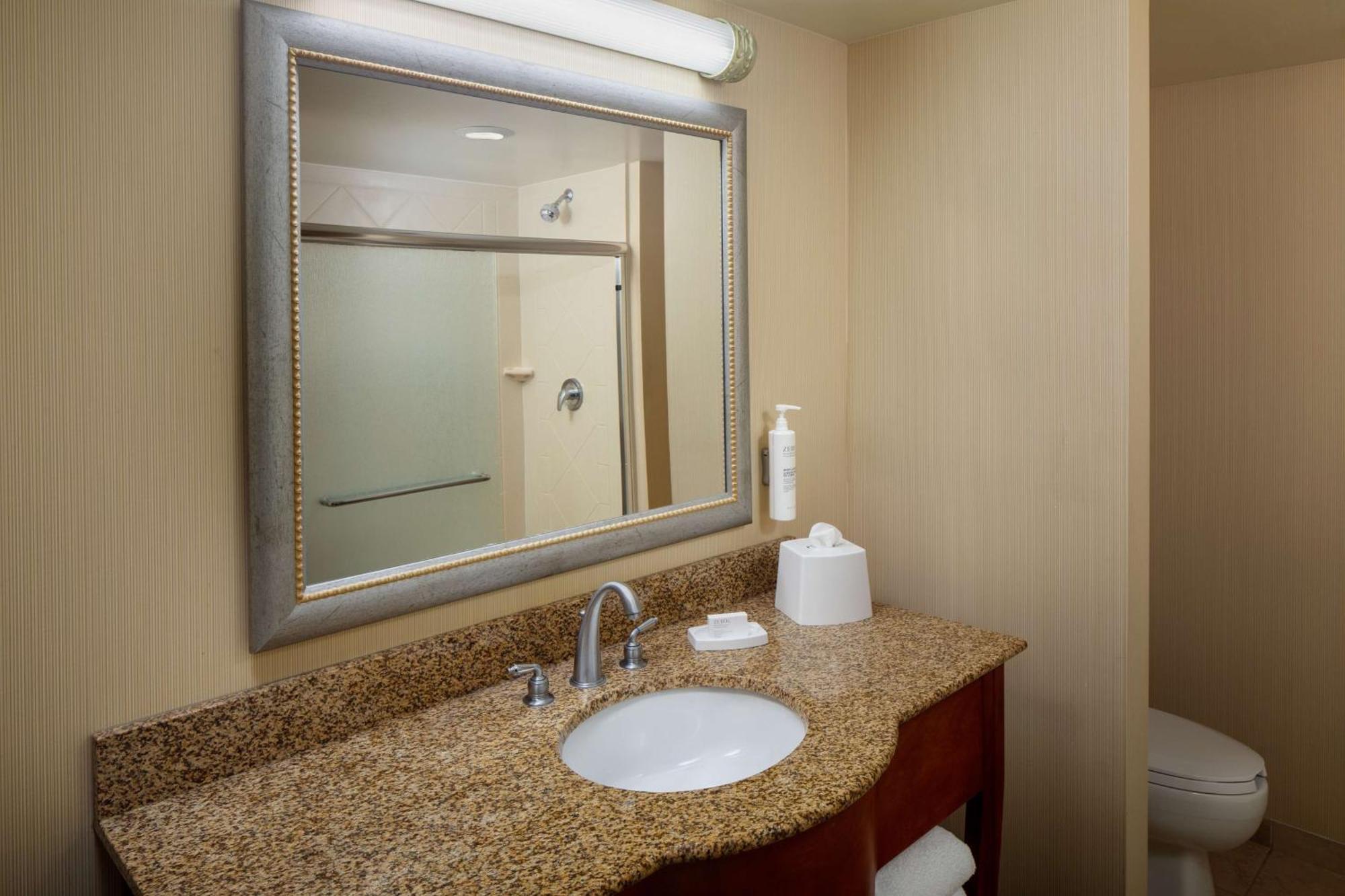 Hampton Inn & Suites Mystic Εξωτερικό φωτογραφία
