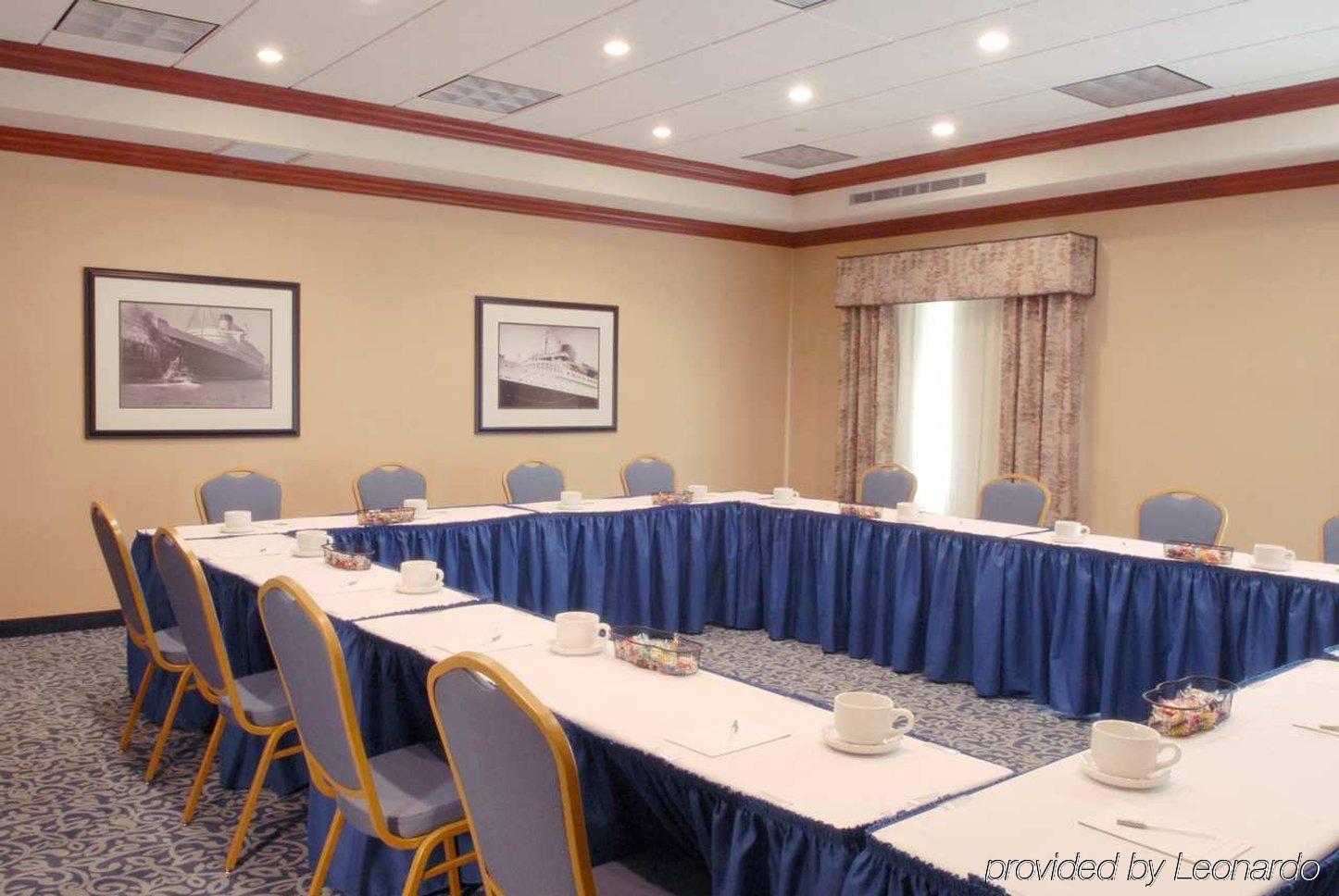 Hampton Inn & Suites Mystic Ανέσεις φωτογραφία